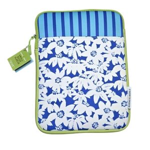 Barnes & Noble Small 7.75" wide x 10.75" tall Blue and Green Tablet Sleeve